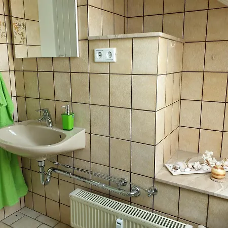 Apartment, Boxspringbett, Ruhige Lage, Kassel Naehe Schauenburg Экстерьер фото